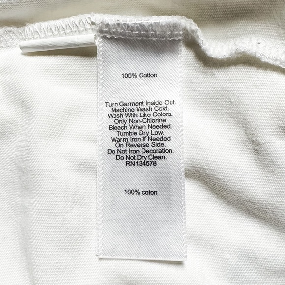 Vineyard Vines Crewneck Long Sleeve Graphic T-Shirt - Picture 6 of 7